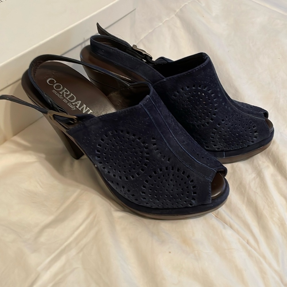 Cordani (made in Italy) blue suede 3” heels/sandals